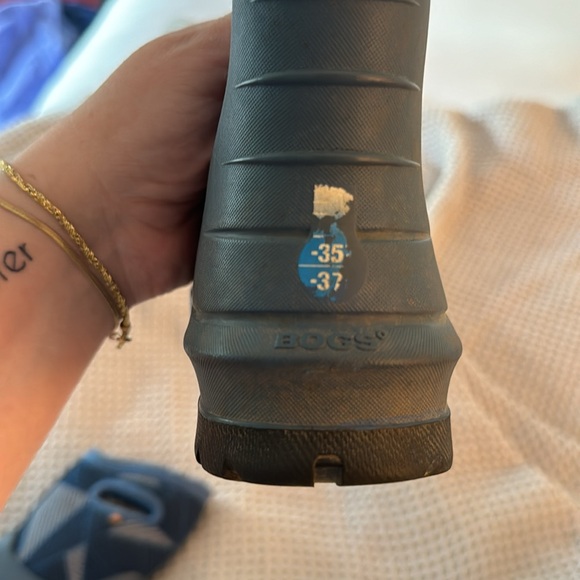 Bogs Snowboots - Picture 6 of 6